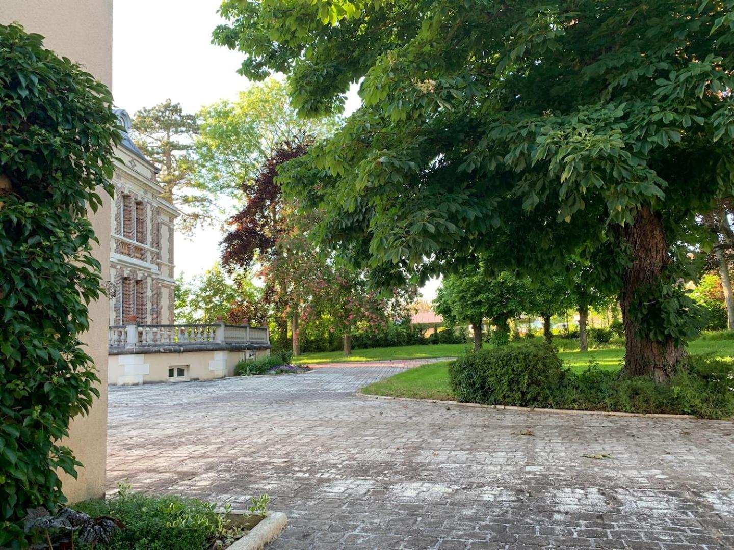 Chateau De Ligny Kültér fotó